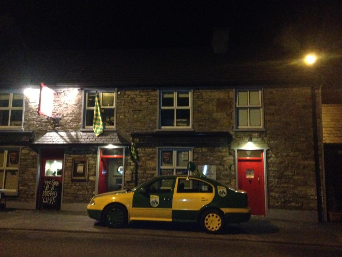 Teac Seain Bar & Bnb Annascaul Luaran gambar