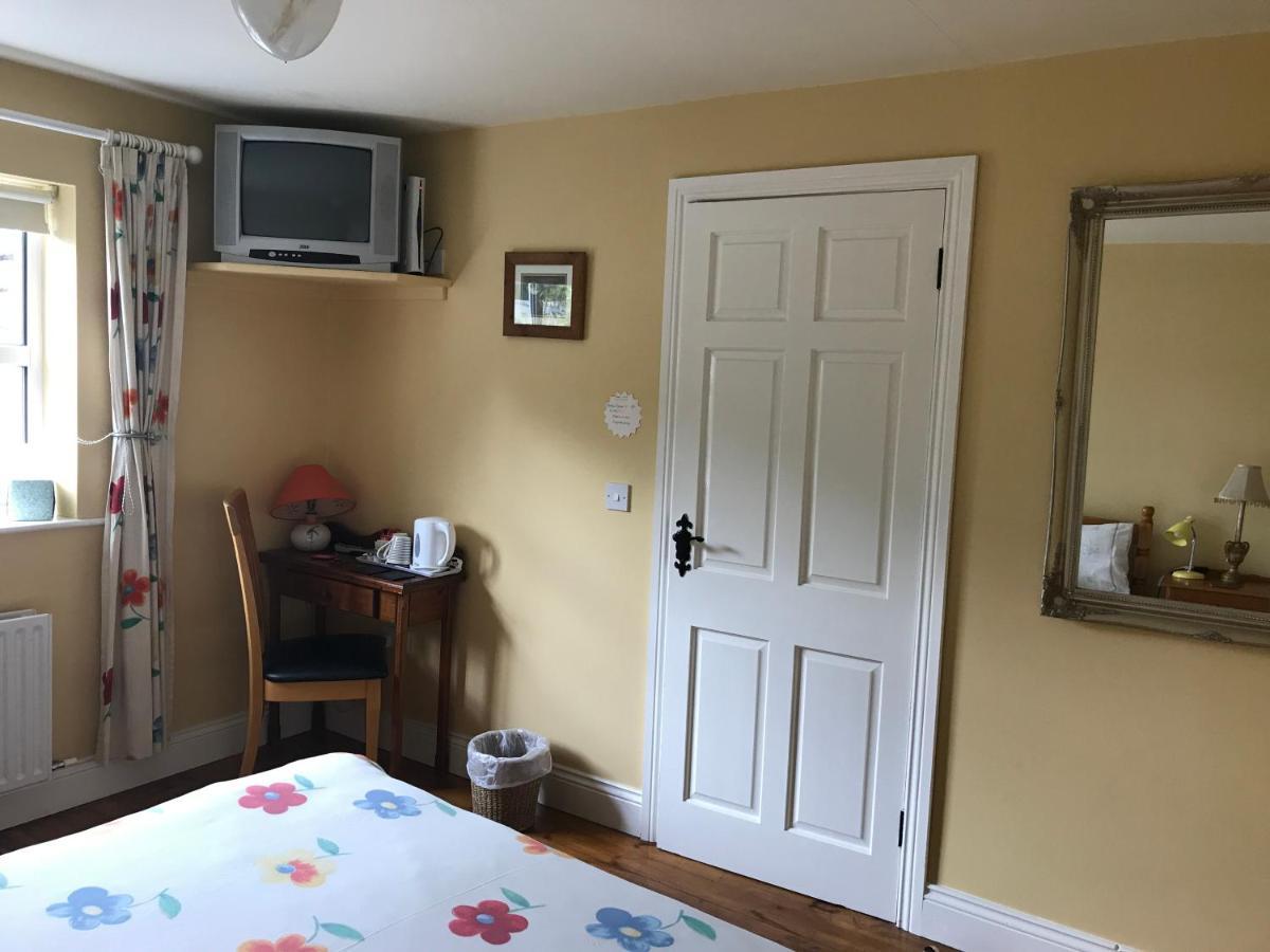 Teac Seain Bar & Bnb Annascaul Luaran gambar